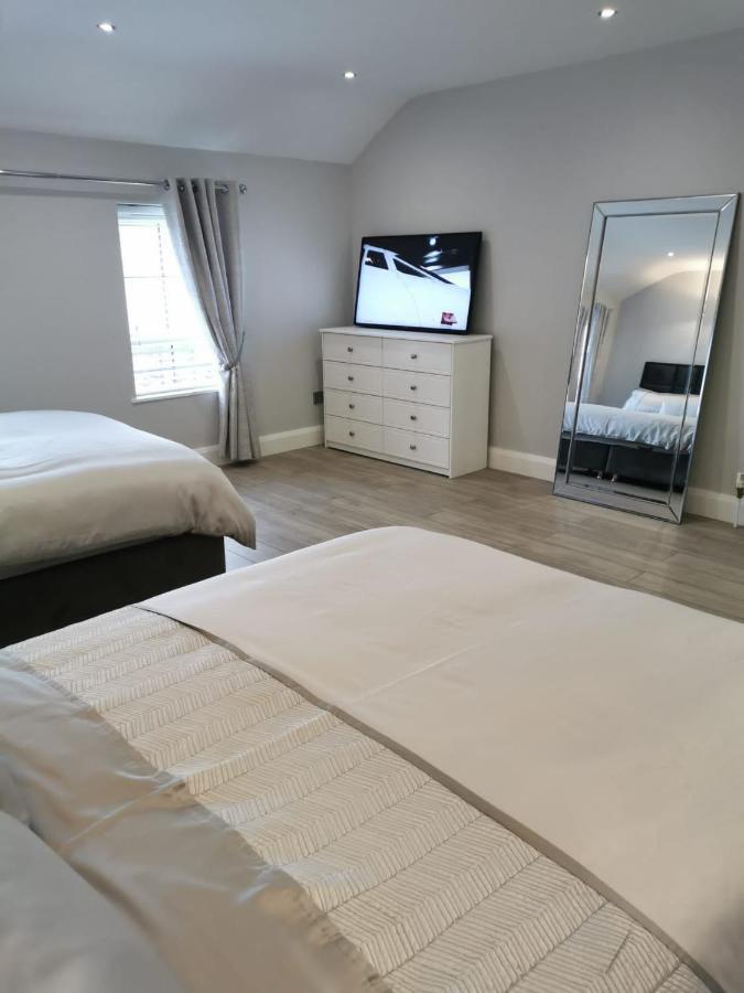 Modern 3-Bed Apartment in Magherafelt Sleeps 8 Exterior foto